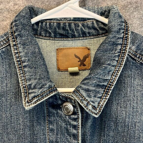 AMERICAN EAGLE Denim Jean Jacket Women's Large Blue Patches Boyfriend Trucker - Picture 4 of 16